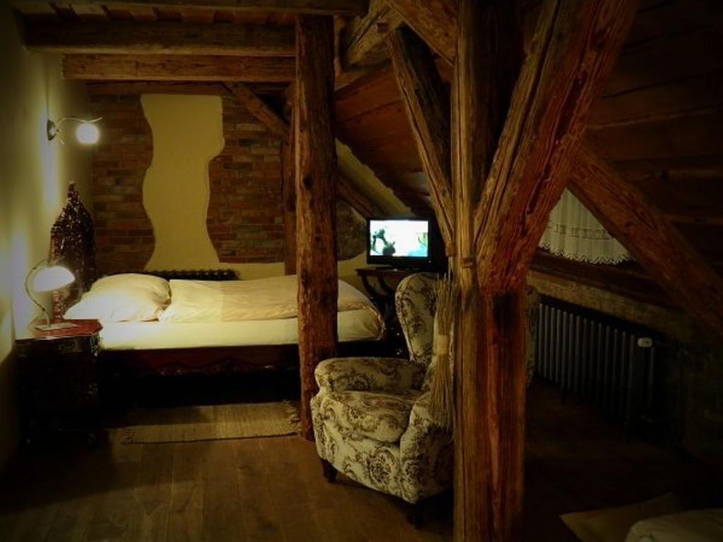 Dvur Olsiny -Hotel And Horse-Riding Karvina Room photo