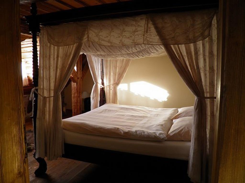 Dvur Olsiny -Hotel And Horse-Riding Karvina Room photo